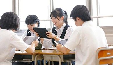 講義型の授業から、生徒主体の体験的な授業へ|長野日本大学中学・高等学校