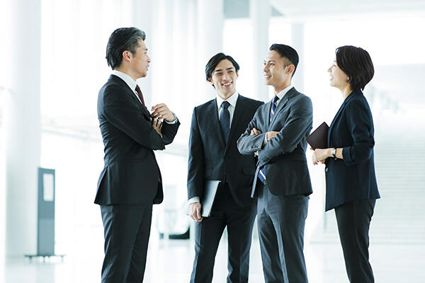 ビジネスシーンにおける男の品格 Think With Magazine