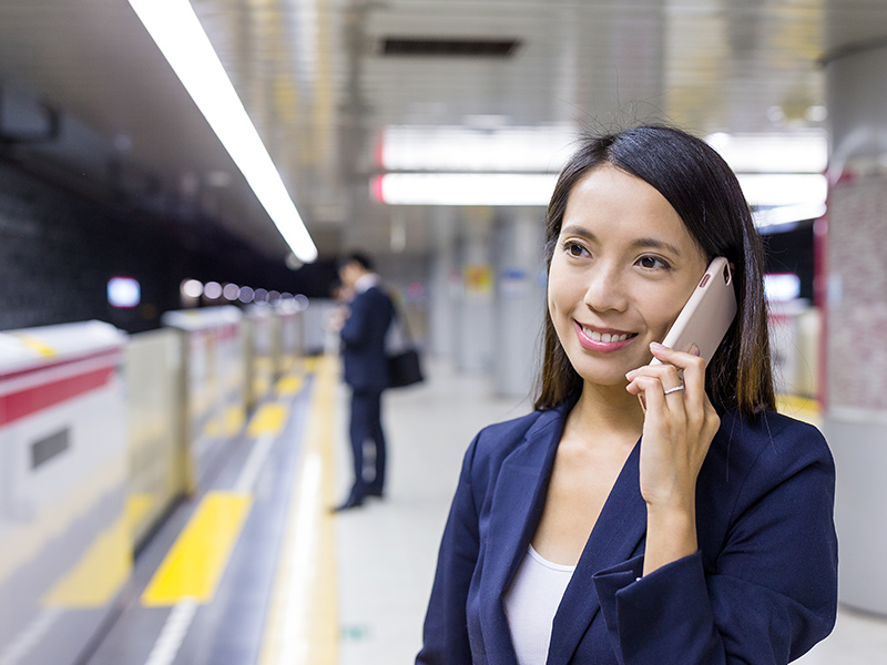 電波受信感度が向上。外出先のつながりにくかった場所でも受信速度20%アップ!※5※6